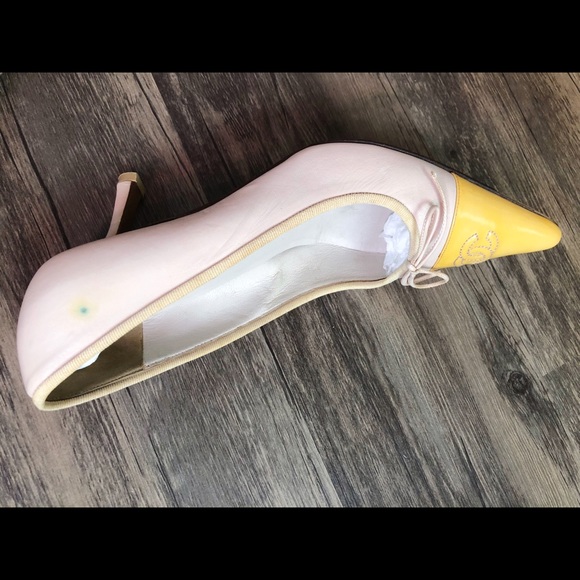 Authentic Chanel Pumps - Picture 4 of 7